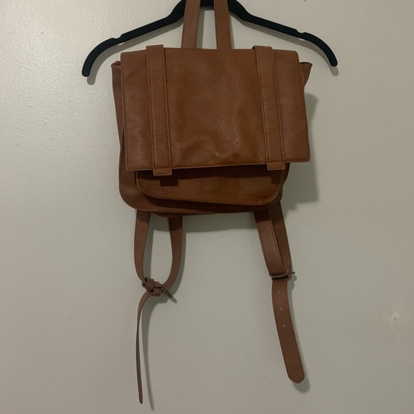 Universal Thread | Bags | Universal Thread Target Brand Purse Backpack ...